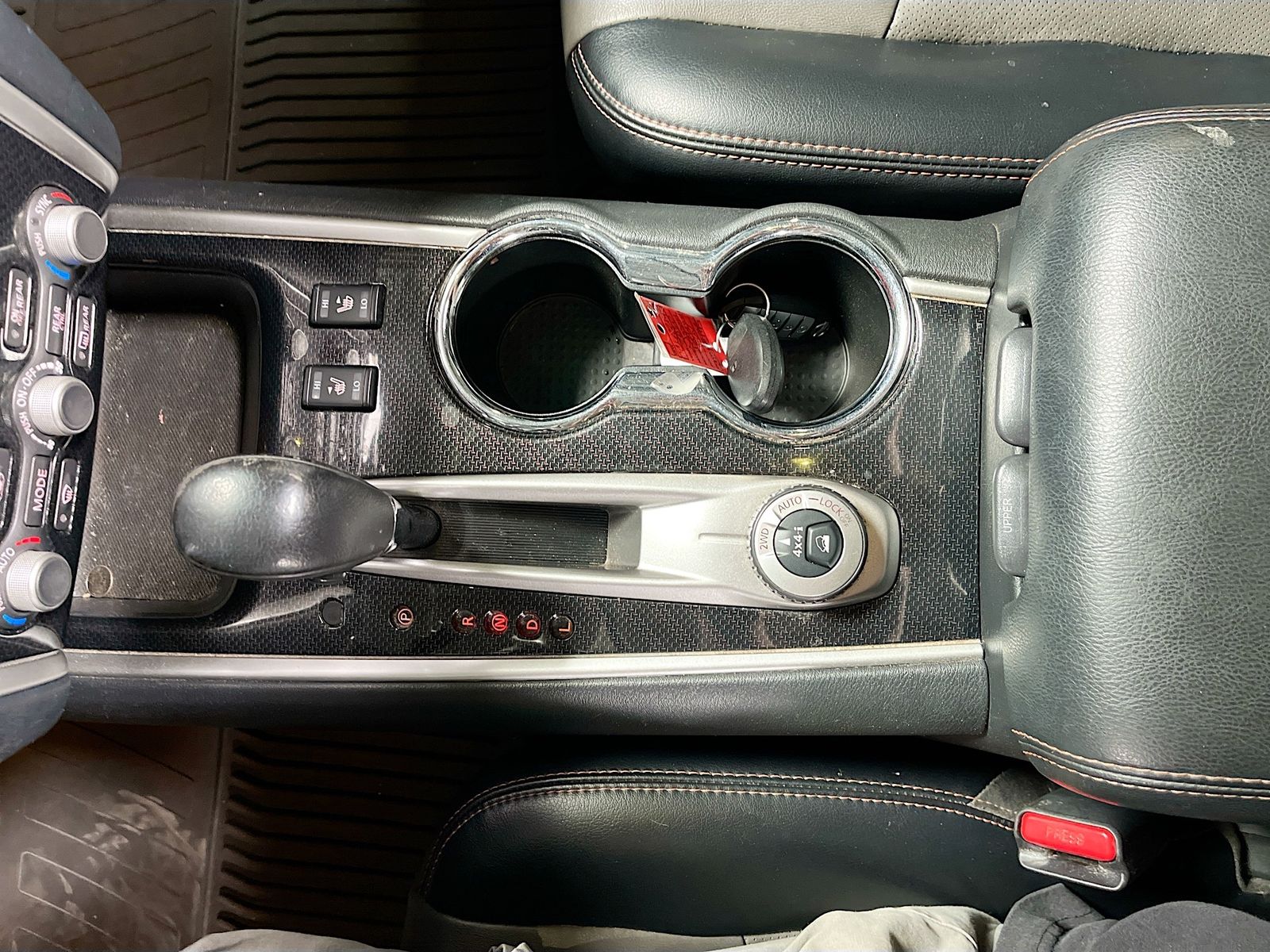 Used 2020 Gray Nissan SL image 17