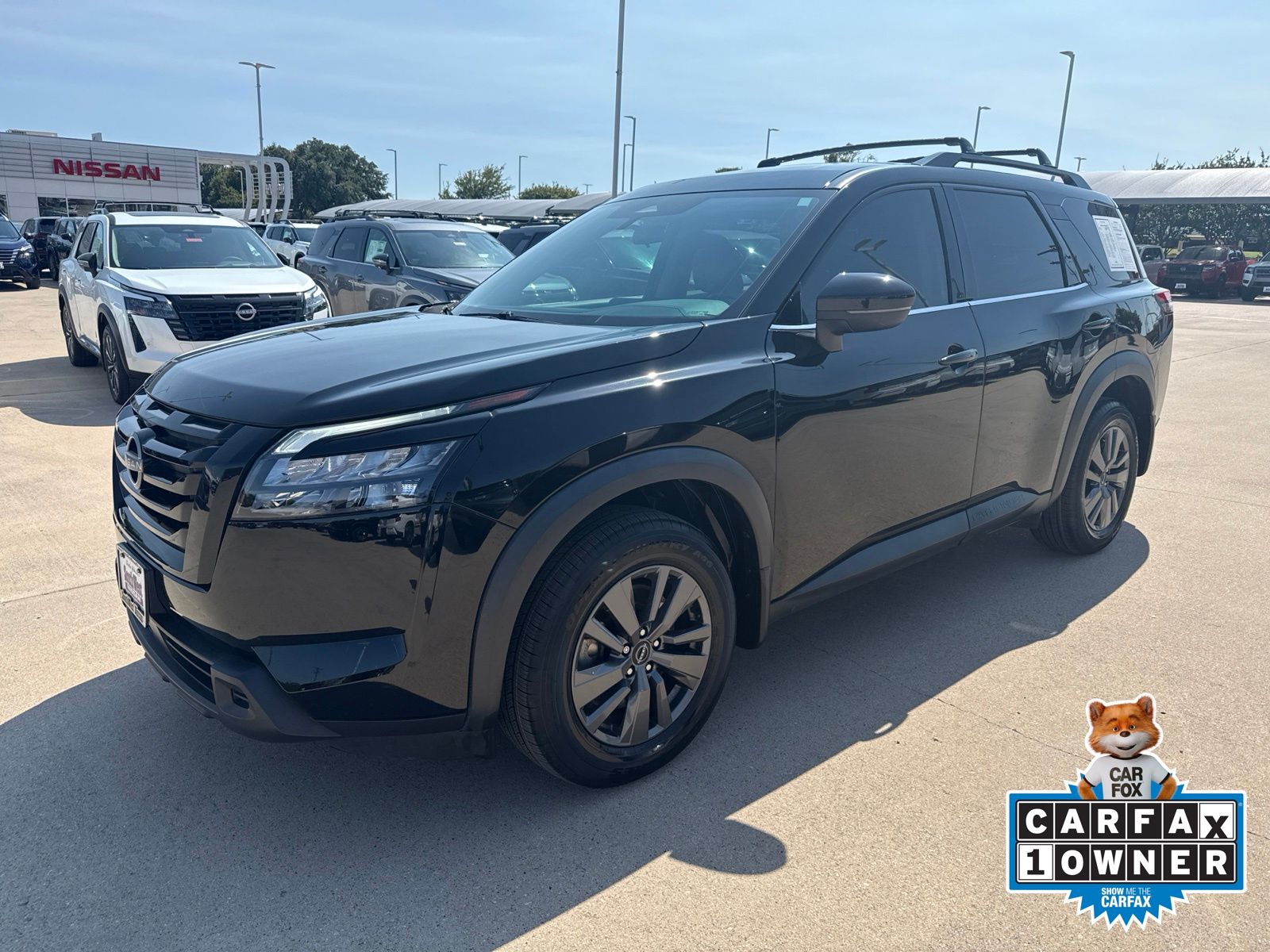 Super Black 2024 Nissan Pathfinder SUV / Crossover Front-Wheel Drive 9-Speed Automatic