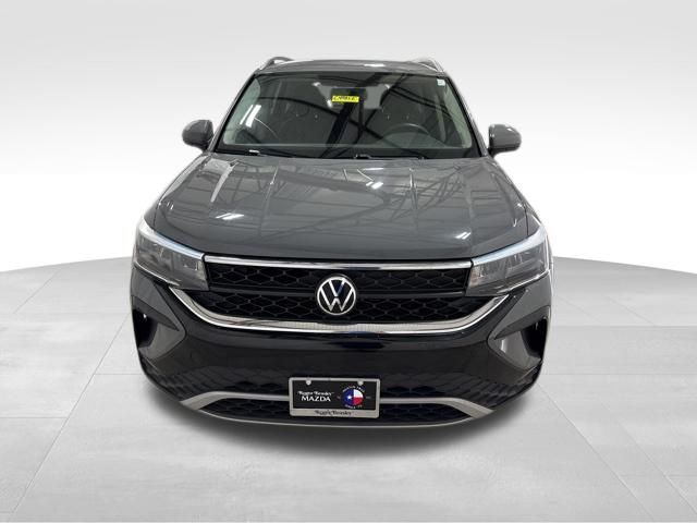 Used Car 2022 Volkswagen Taos  1.5t Se For Sale Under $20,000 In Austin, Texas
