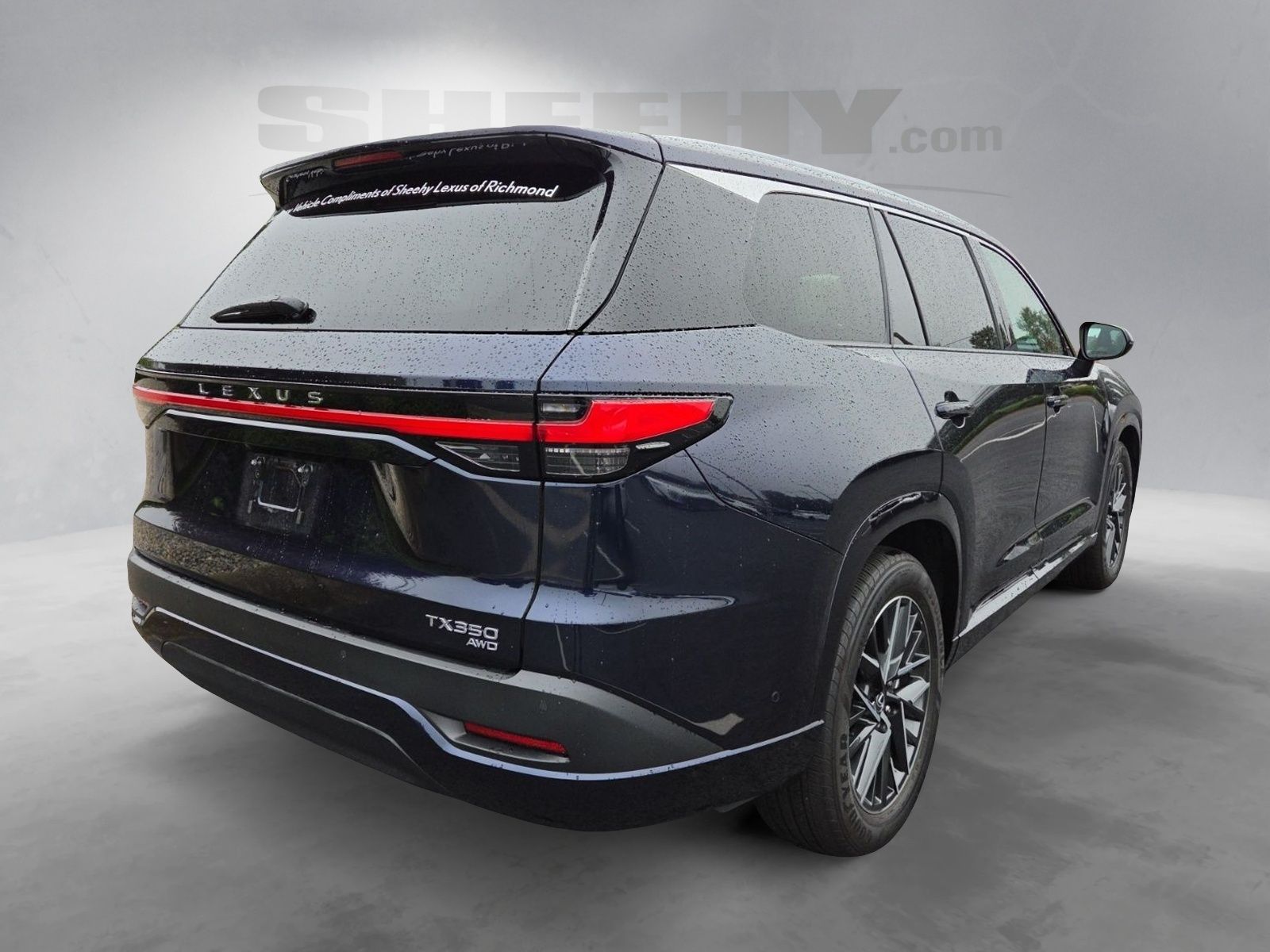 Used 2025  Lexus 350 Premium image 13