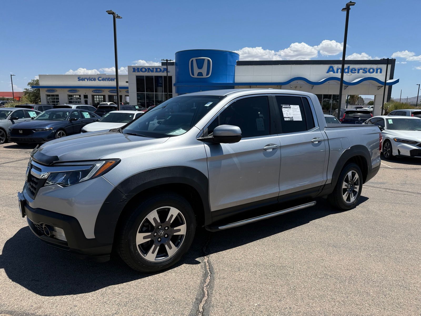 Lunar Silver Metallic 2017 Honda Ridgeline Pickup Truck Front-Wheel Drive 6-Speed Automatic