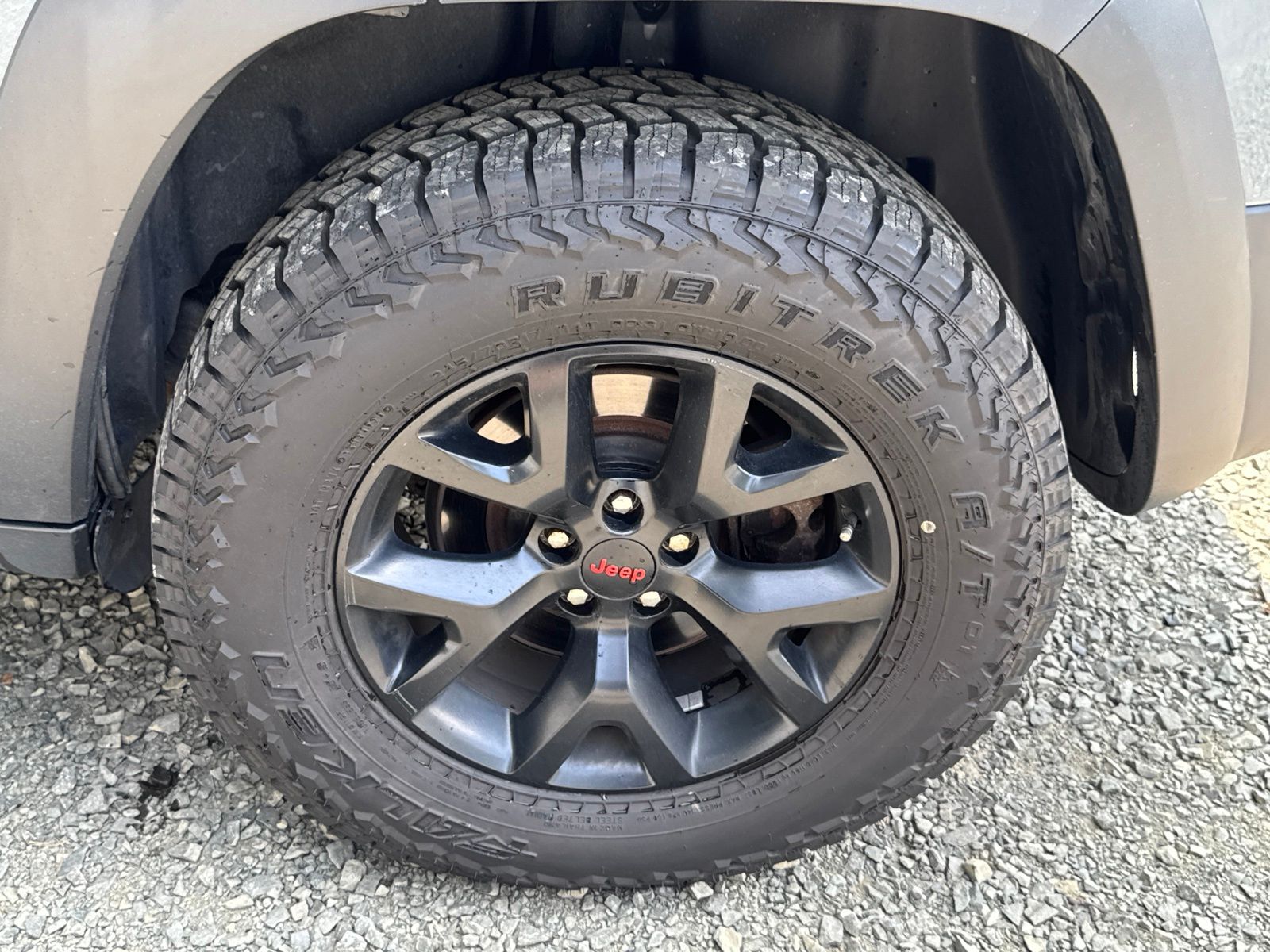 Used 2015 Anvil Clearcoat Jeep Trailhawk image 21