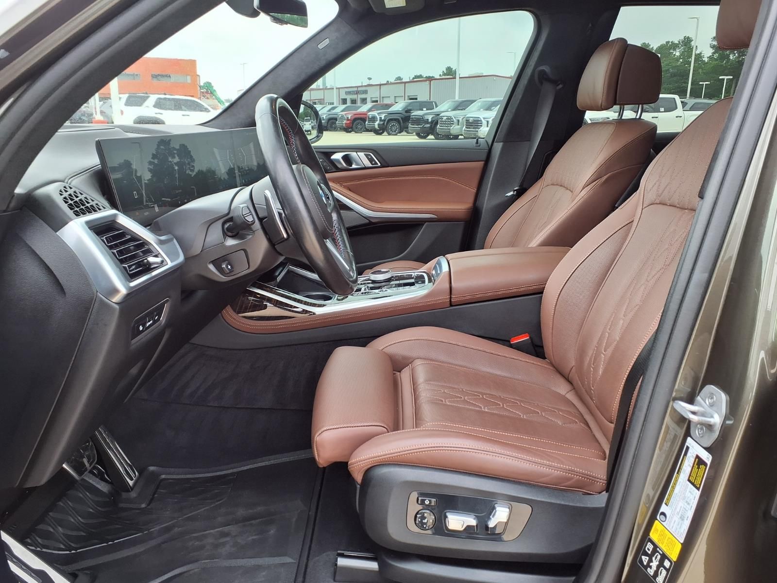 2024 BMW X7 M60i Green at Westside Lexus
