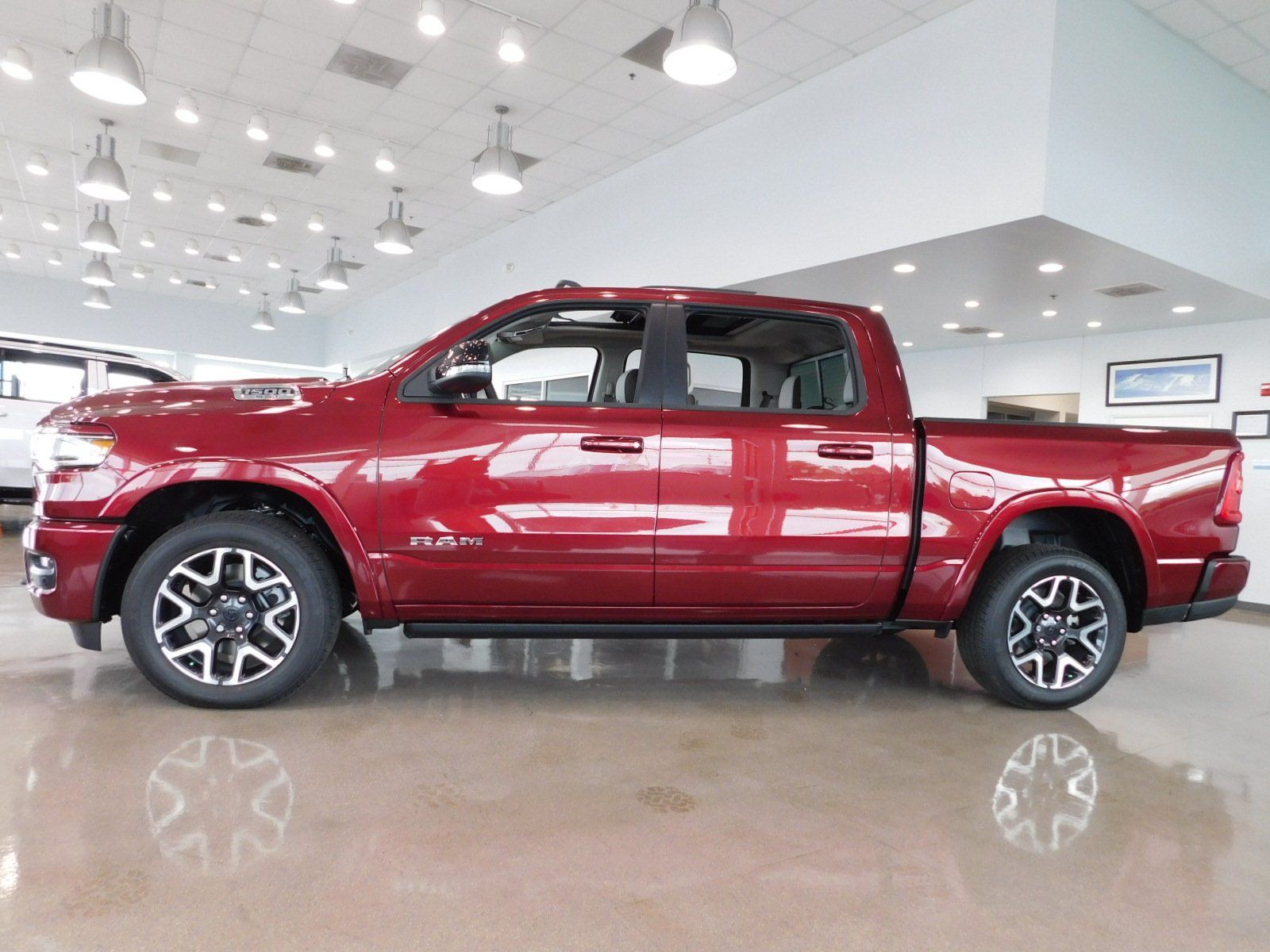 2025 Ram 1500 Laramie 28