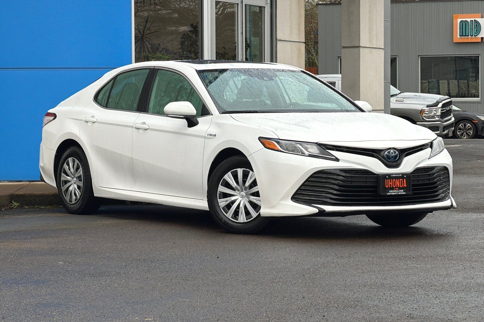 View vehicle photo 2