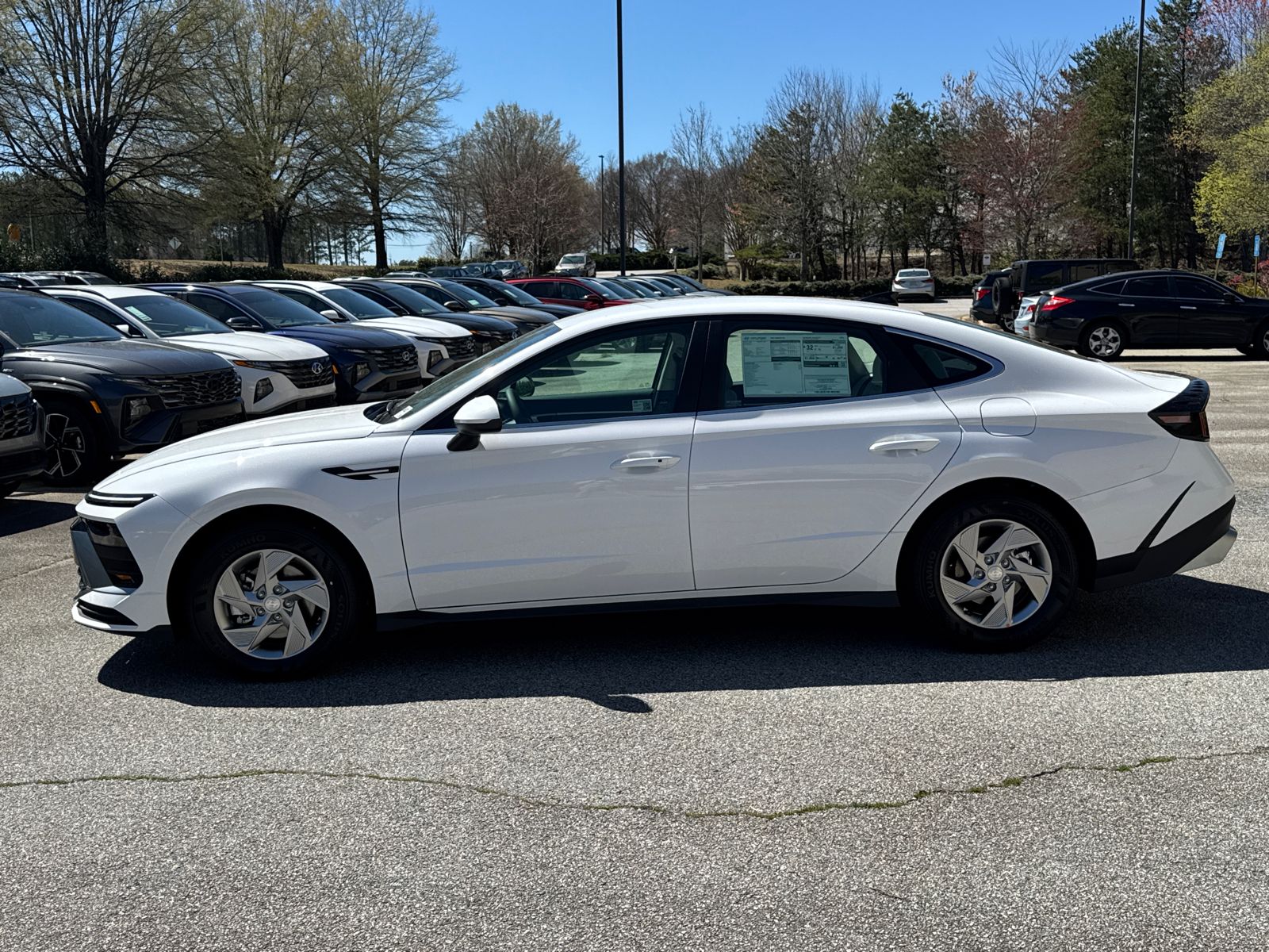 2025 Hyundai Sonata SE photo 8