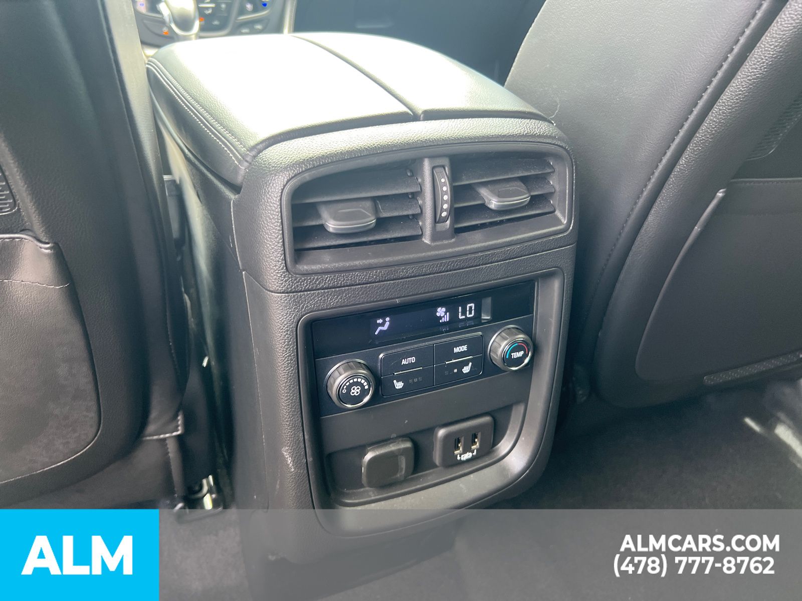 Used 2019 Silver Buick Premium II image 29