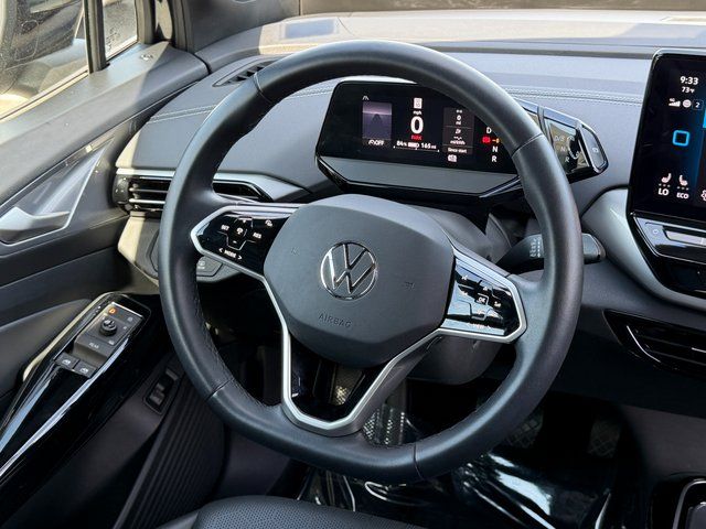 Used 2023 Black Volkswagen S image 19