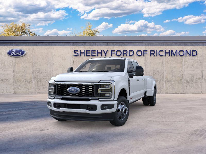 New 2026 Star White Metallic Tri-Coat Ford Platinum image 3