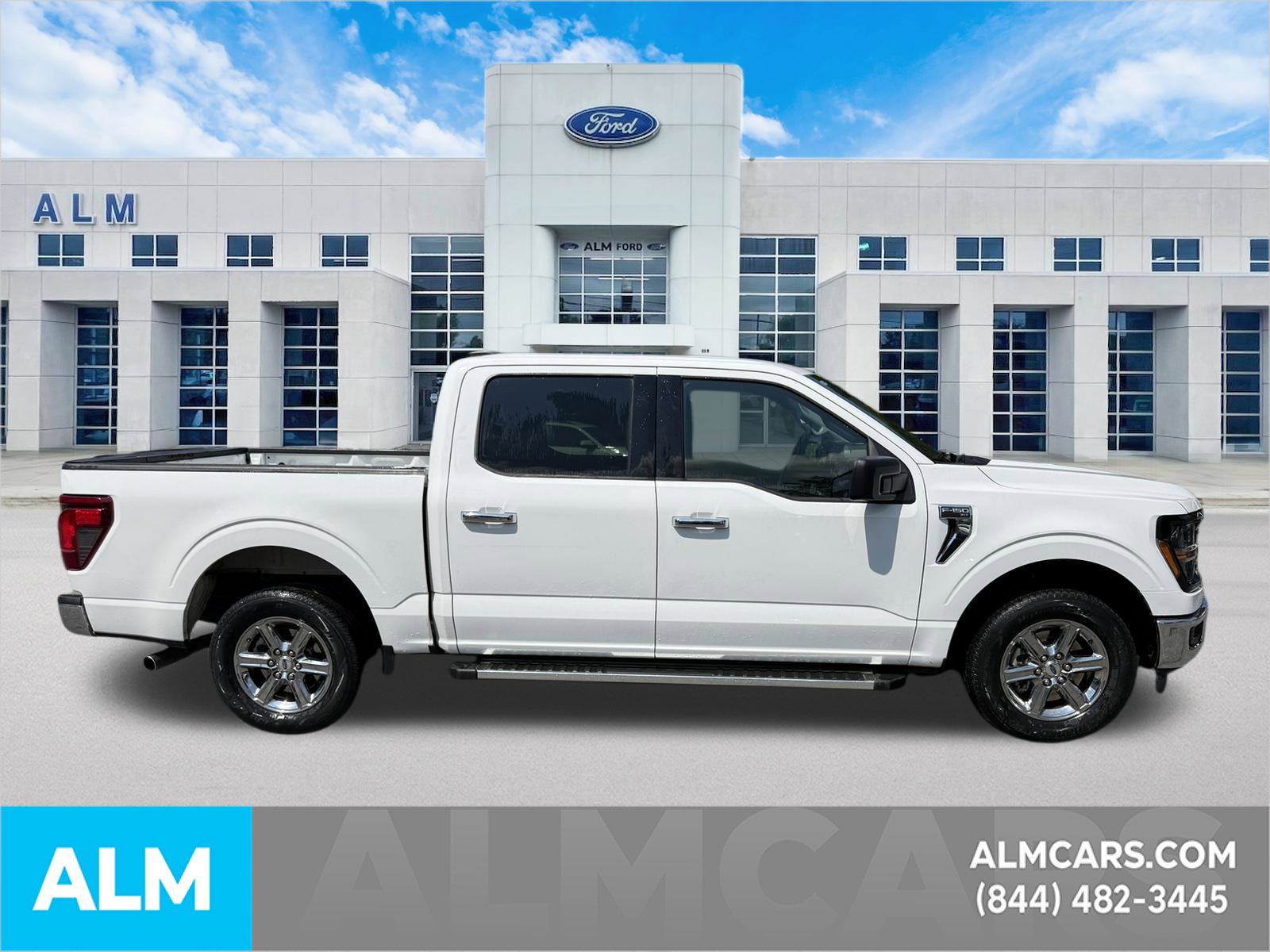 Used 2025 Oxford White Ford XLT image 5