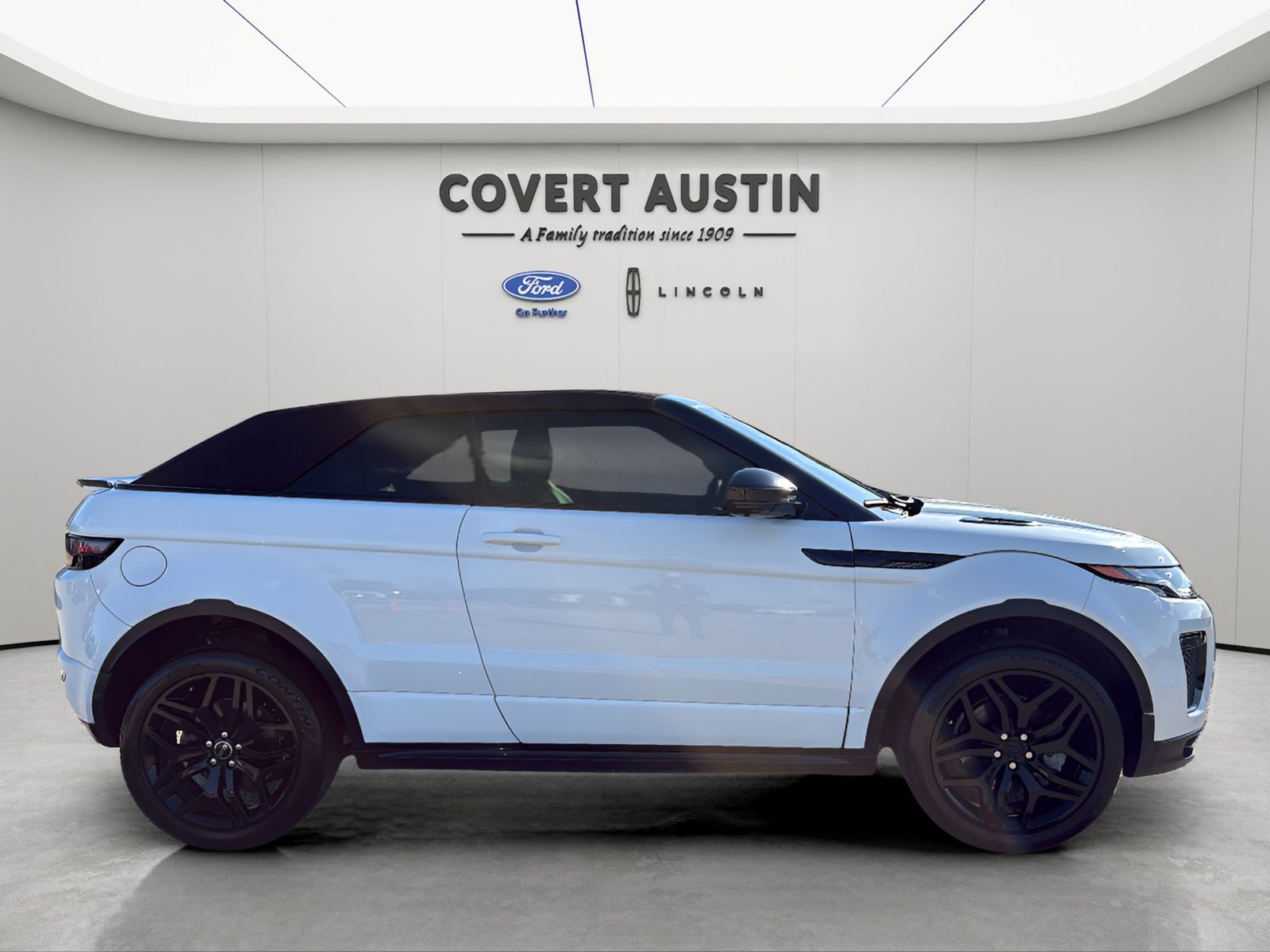 Used Car 2018 Land Rover Range Rover Evoque  Hse Dynamic For Sale Under $20,000 In Austin, Texas