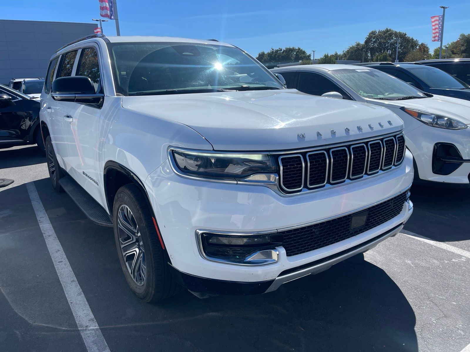 Bright White Clearcoat 2024 Jeep Wagoneer SUV / Crossover Four-Wheel Drive 8-Speed Automatic