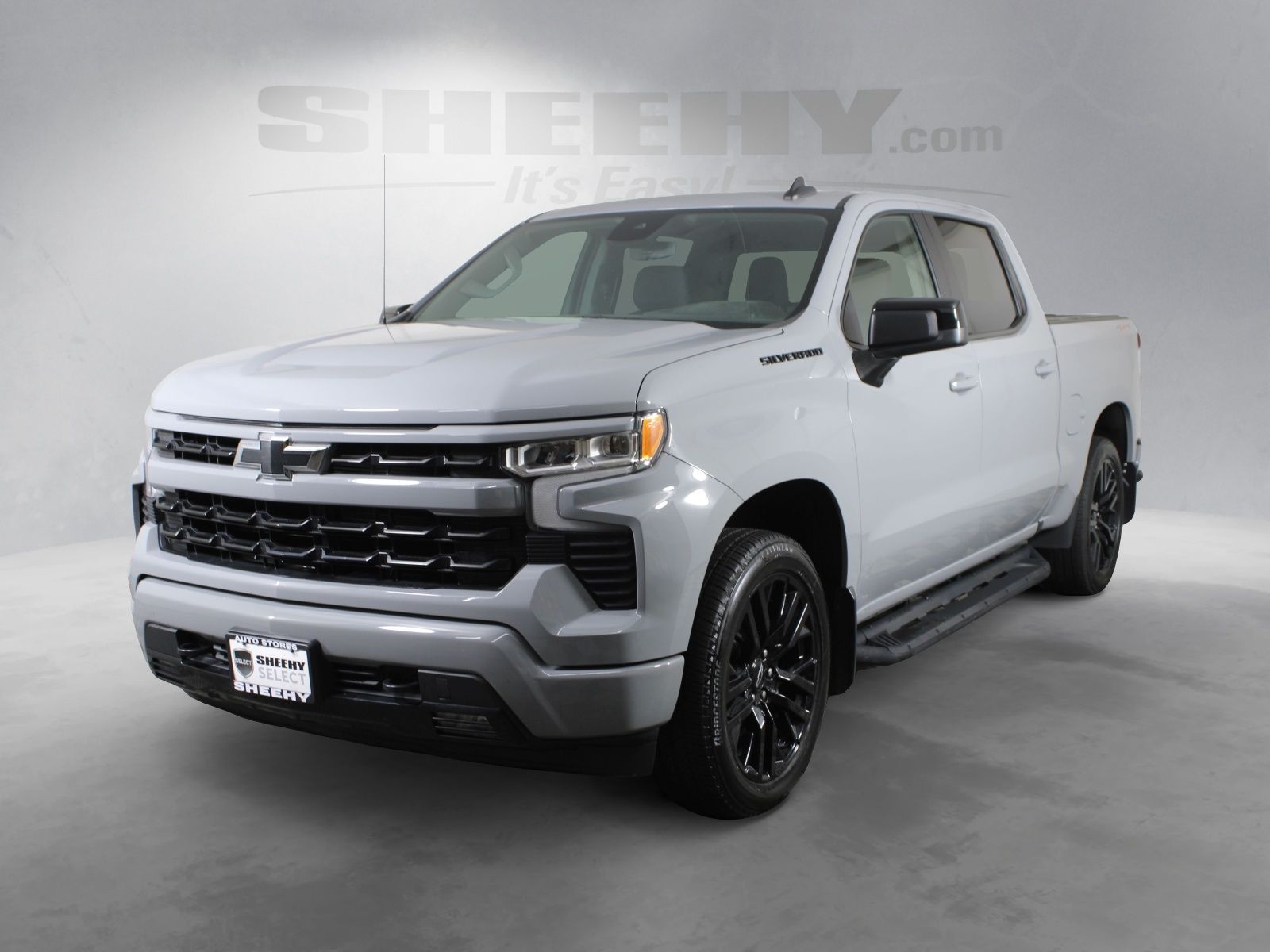 Used 2024 Gray Chevrolet RST image 7