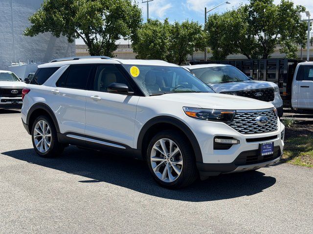 Star White Metallic Tri-Coat 2023 Ford Explorer SUV / Crossover All-Wheel Drive Automatic