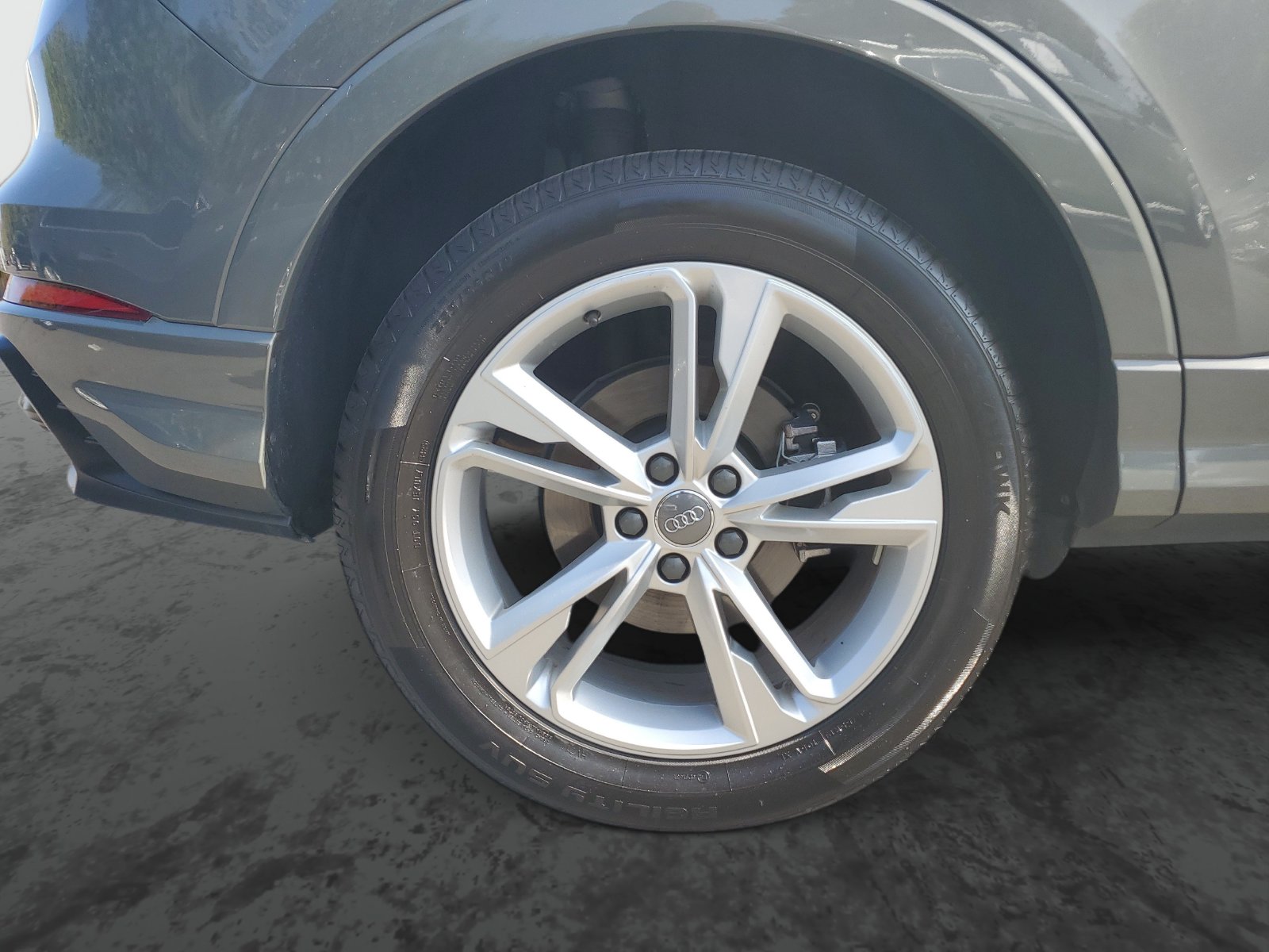 Vehicle photo
