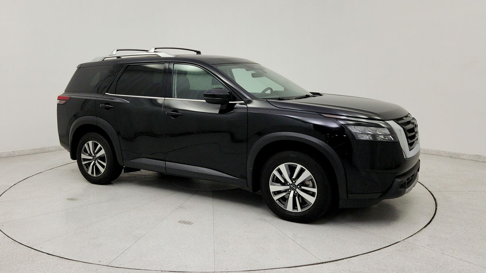 Used 2025 Black Nissan SL image 9