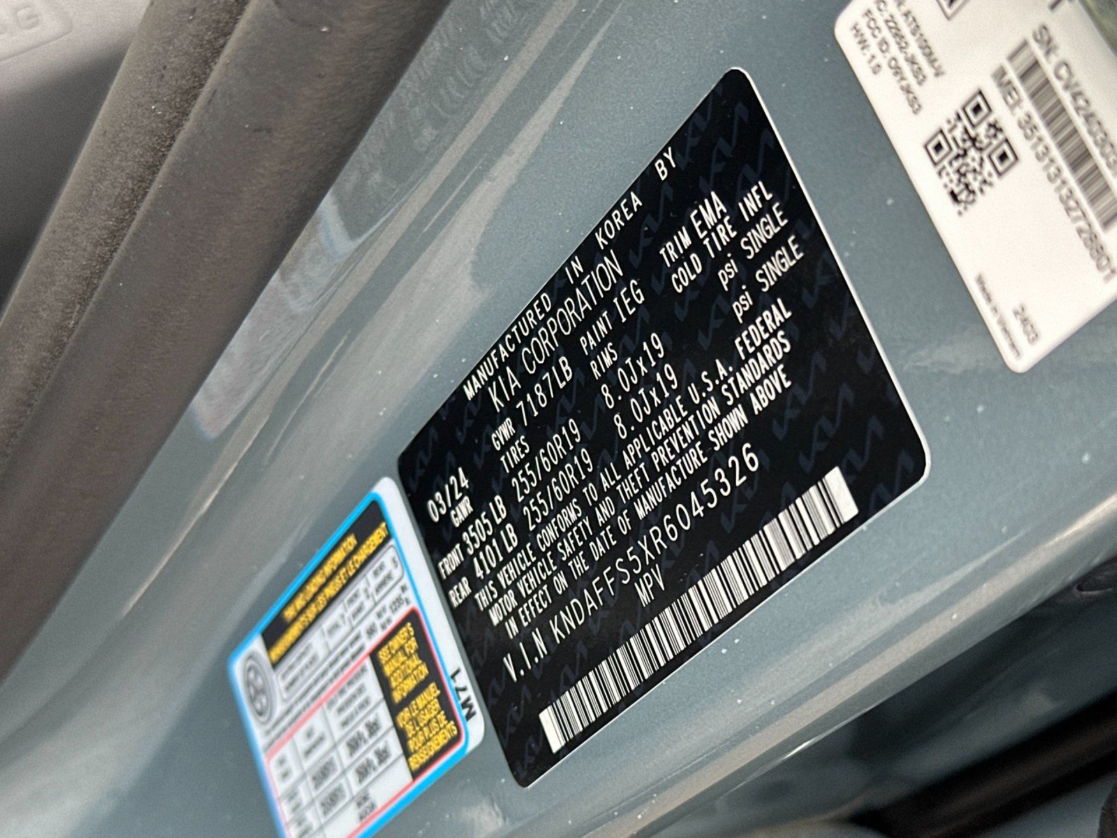 used 2024 Kia EV9 car, priced at $36,998