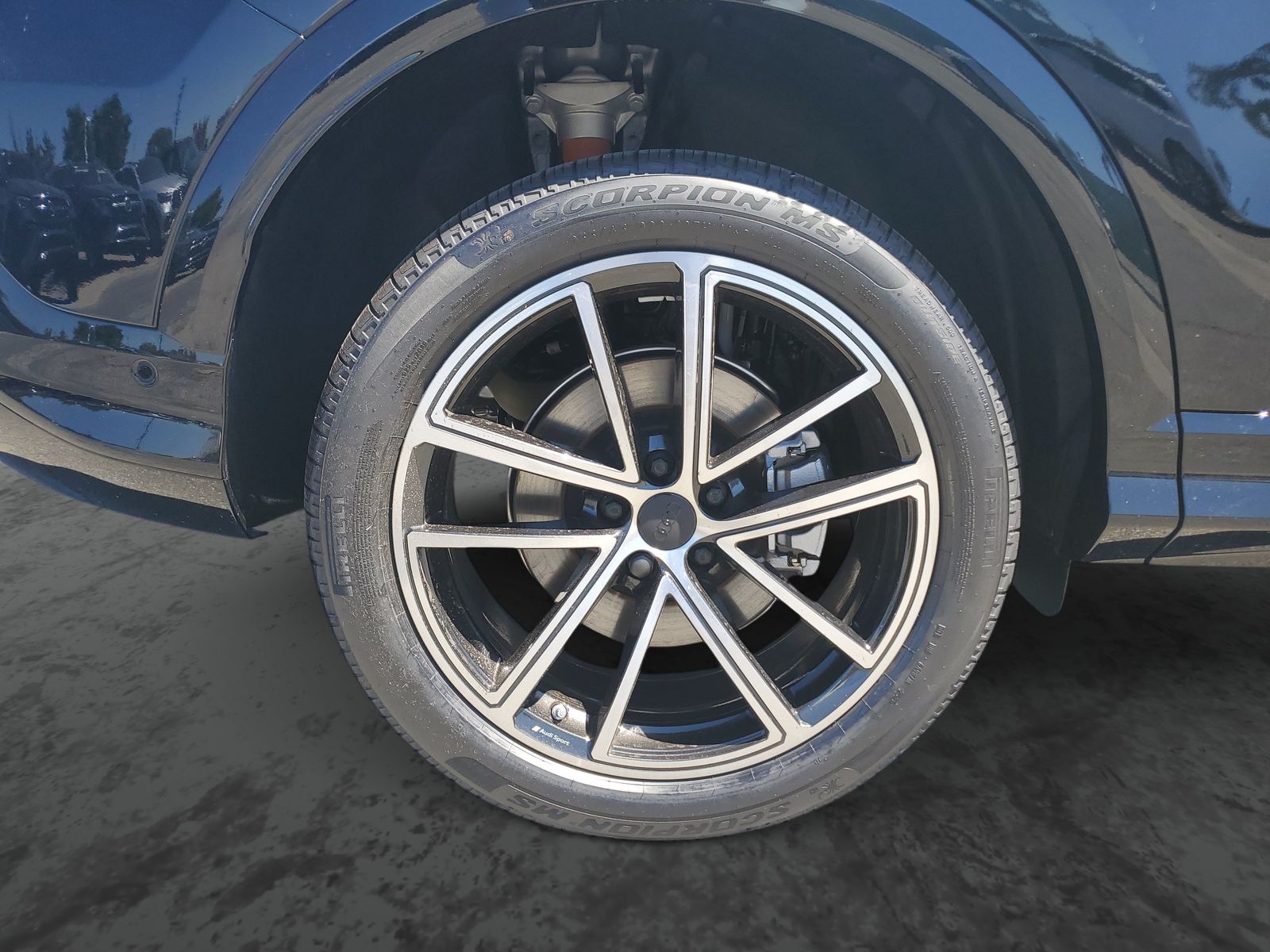 Vehicle photo
