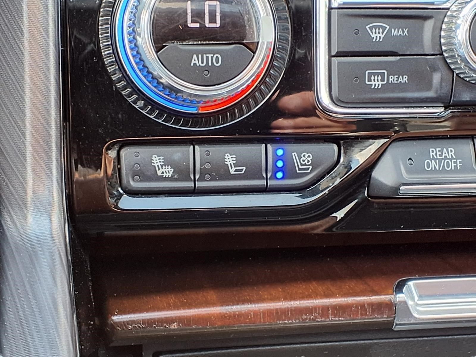 2023 GMC Yukon Denali Ultimate White at DeMontrond Auto Country