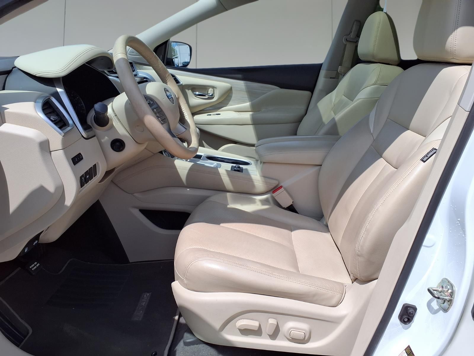 2018 Nissan Murano Platinum White at AutoSavvy Houston Northwest