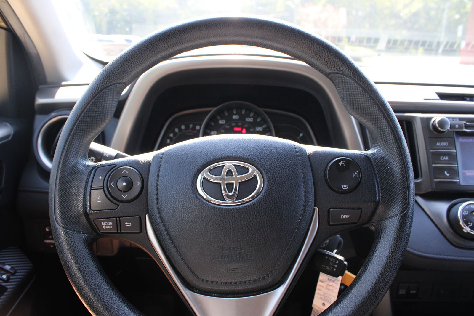 Used 2015 Brown Toyota LE image 13