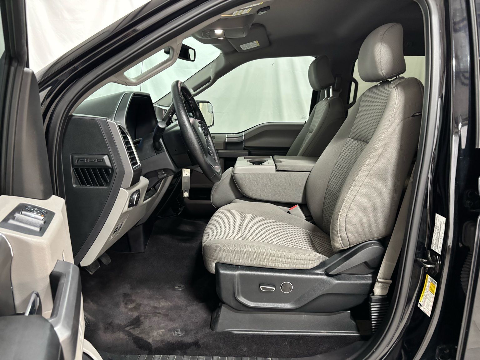 Used Car 2016 Ford F-150  Xlt For Sale Under $20,000 In Austin, Texas