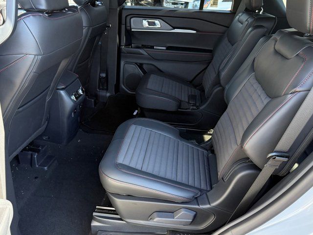 New 2026 Space White Metallic Ford ST-Line image 14
