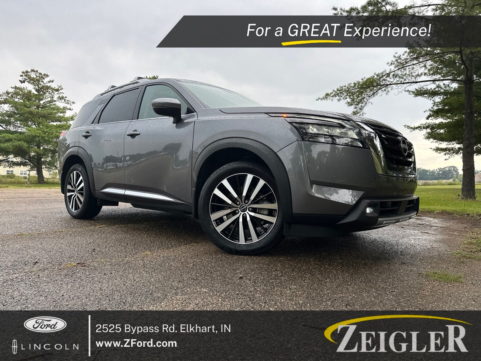 2025 Nissan Pathfinder Platinum 4WD