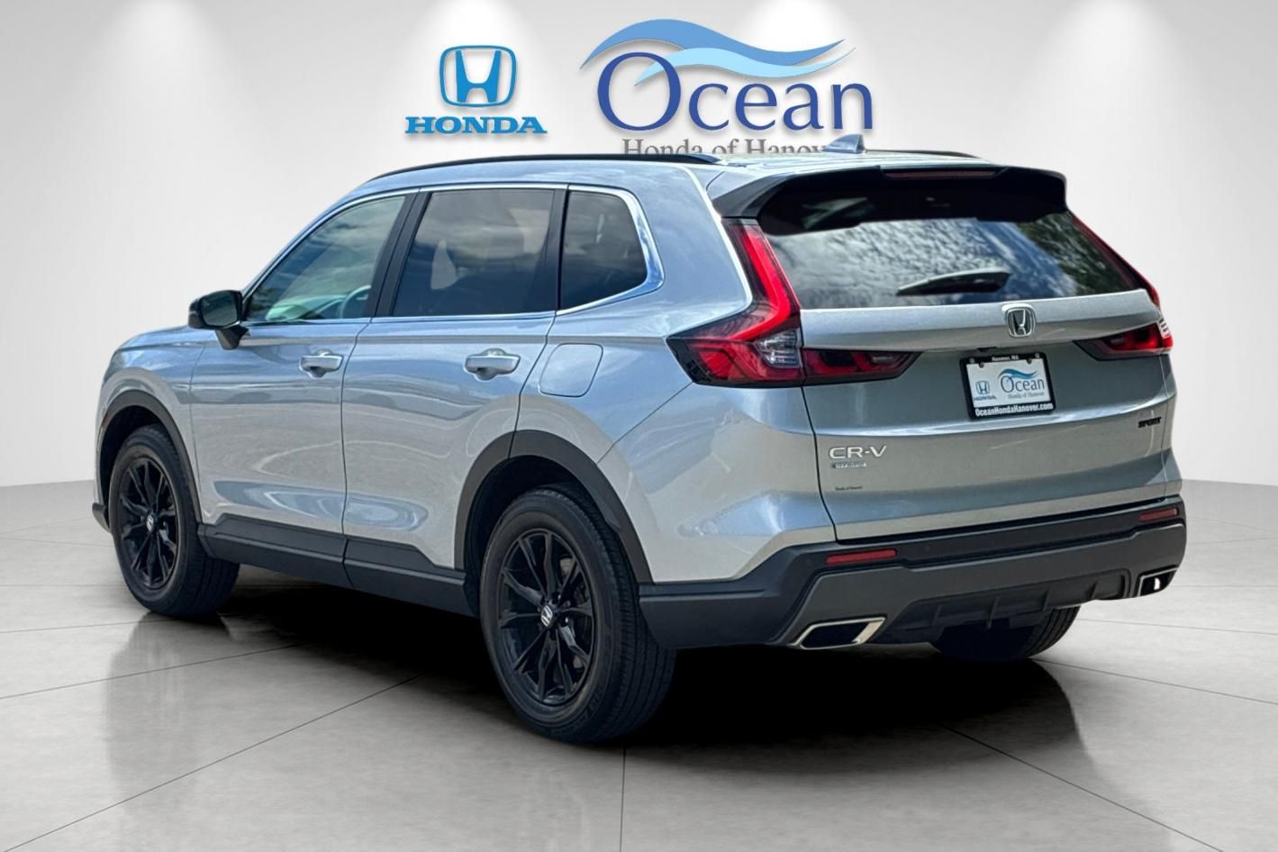 Used 2024 Lunar Silver Metallic Honda Sport-L image 5