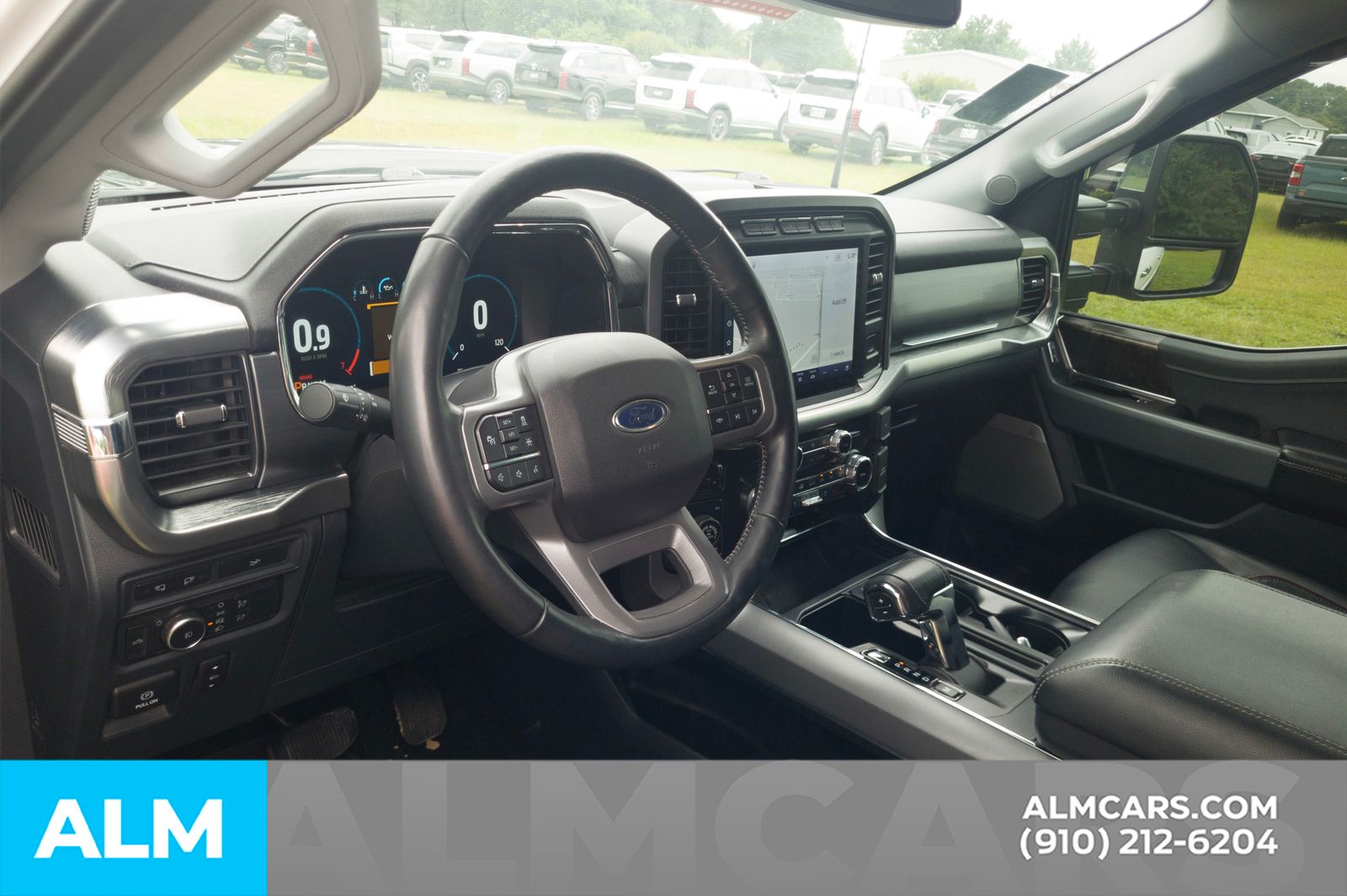 Used 2022 Star White Metallic Tri-Coat Ford Lariat image 5