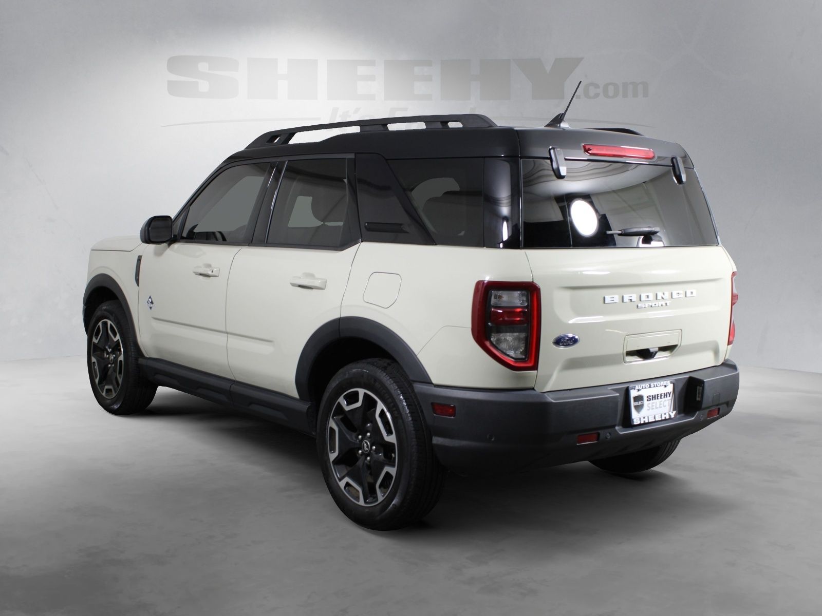 Used 2024 Beige Ford Outer Banks image 9