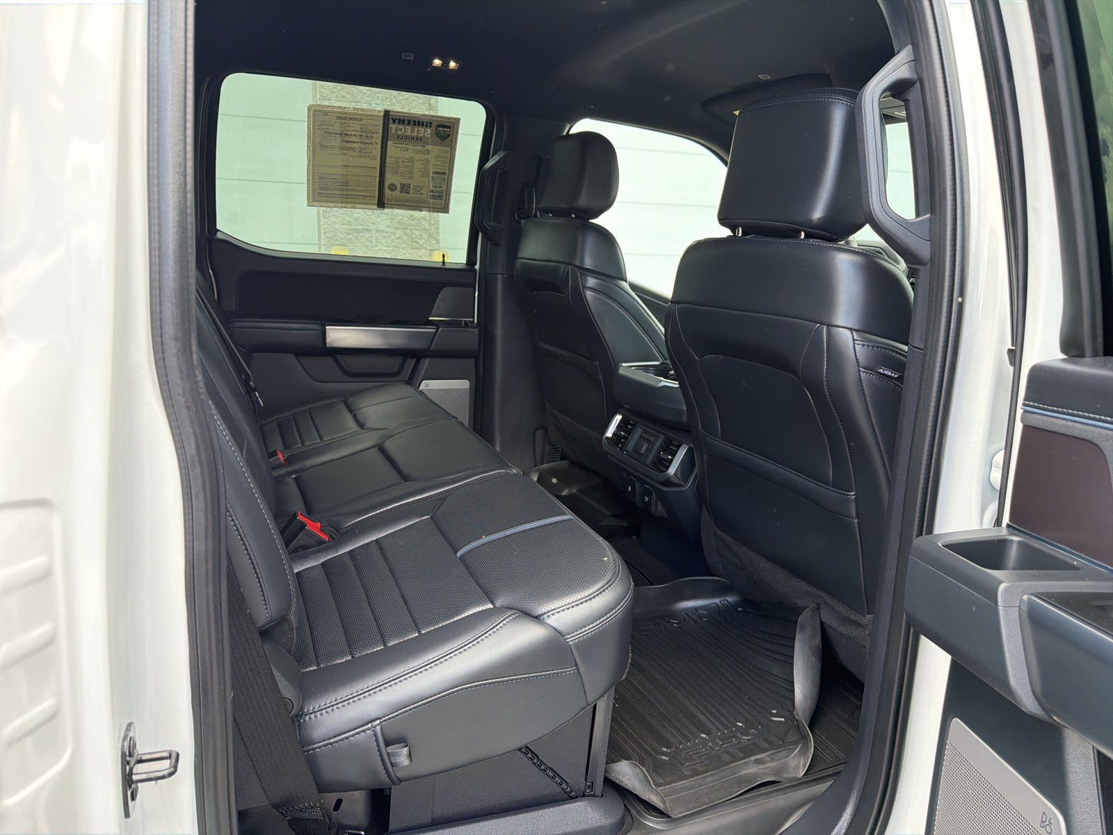 Used 2025 Star White Ford Platinum image 27