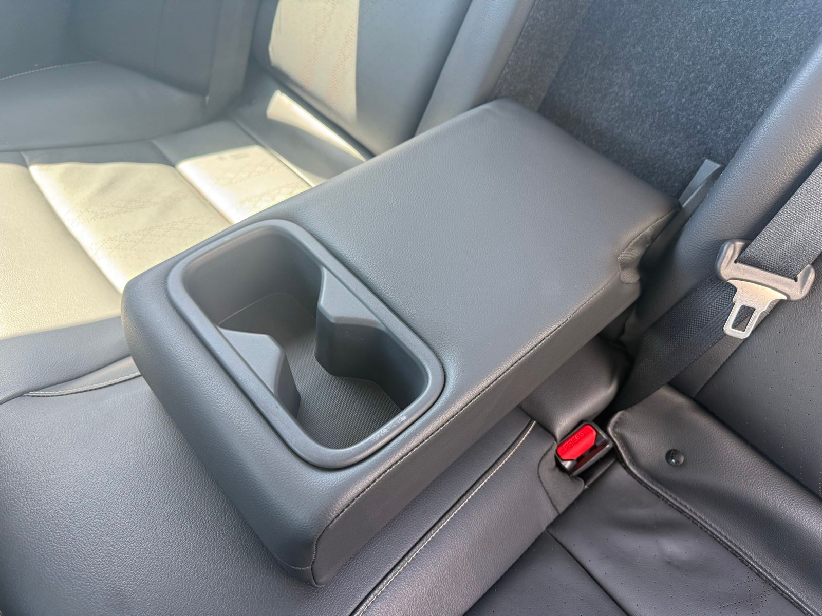 Used 2023 Gray Nissan 2.5 SR image 28