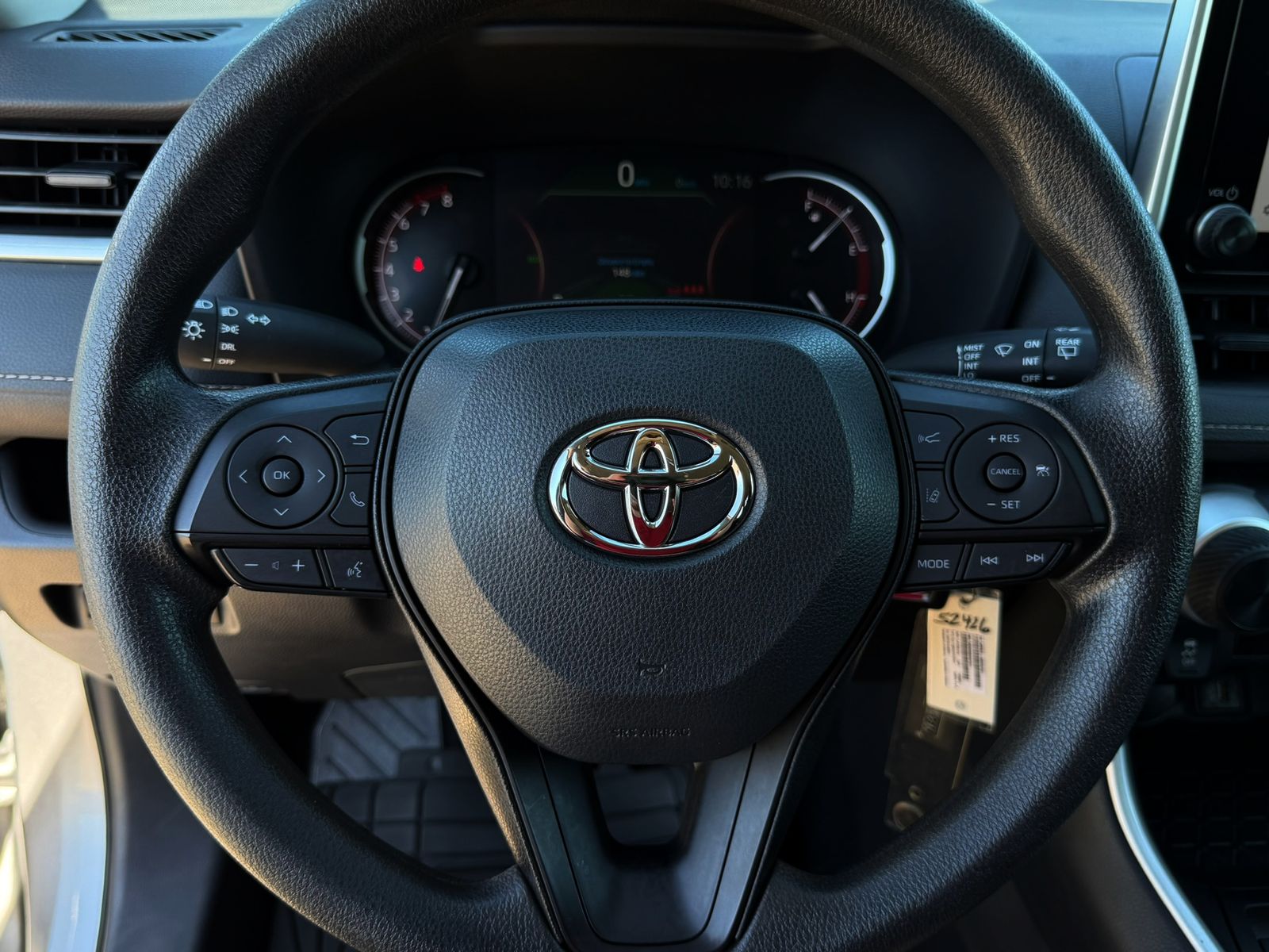 Used 2025 Silver Sky Metallic Toyota LE image 21