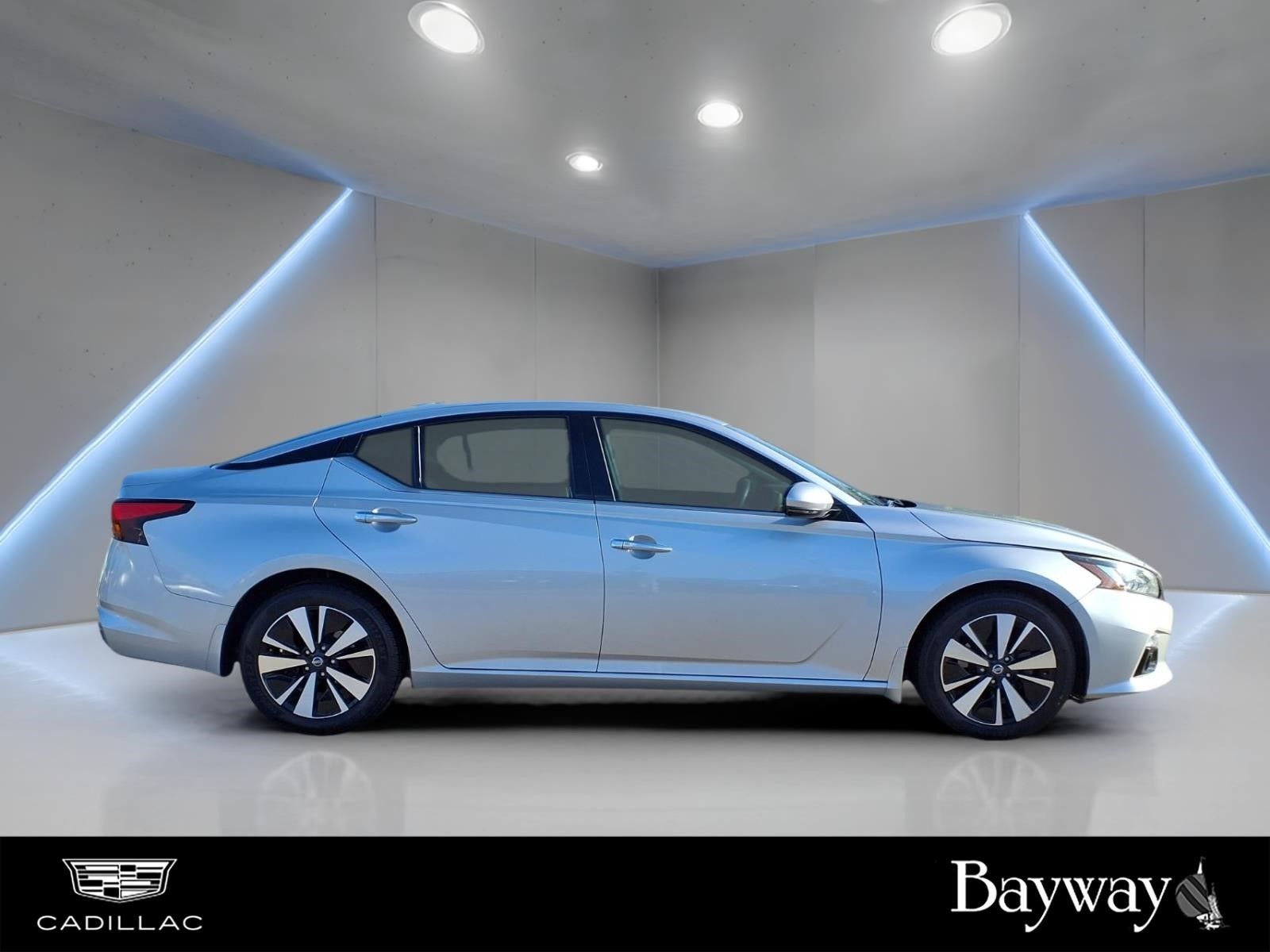 2020 Nissan Altima 2.5 SV - 5