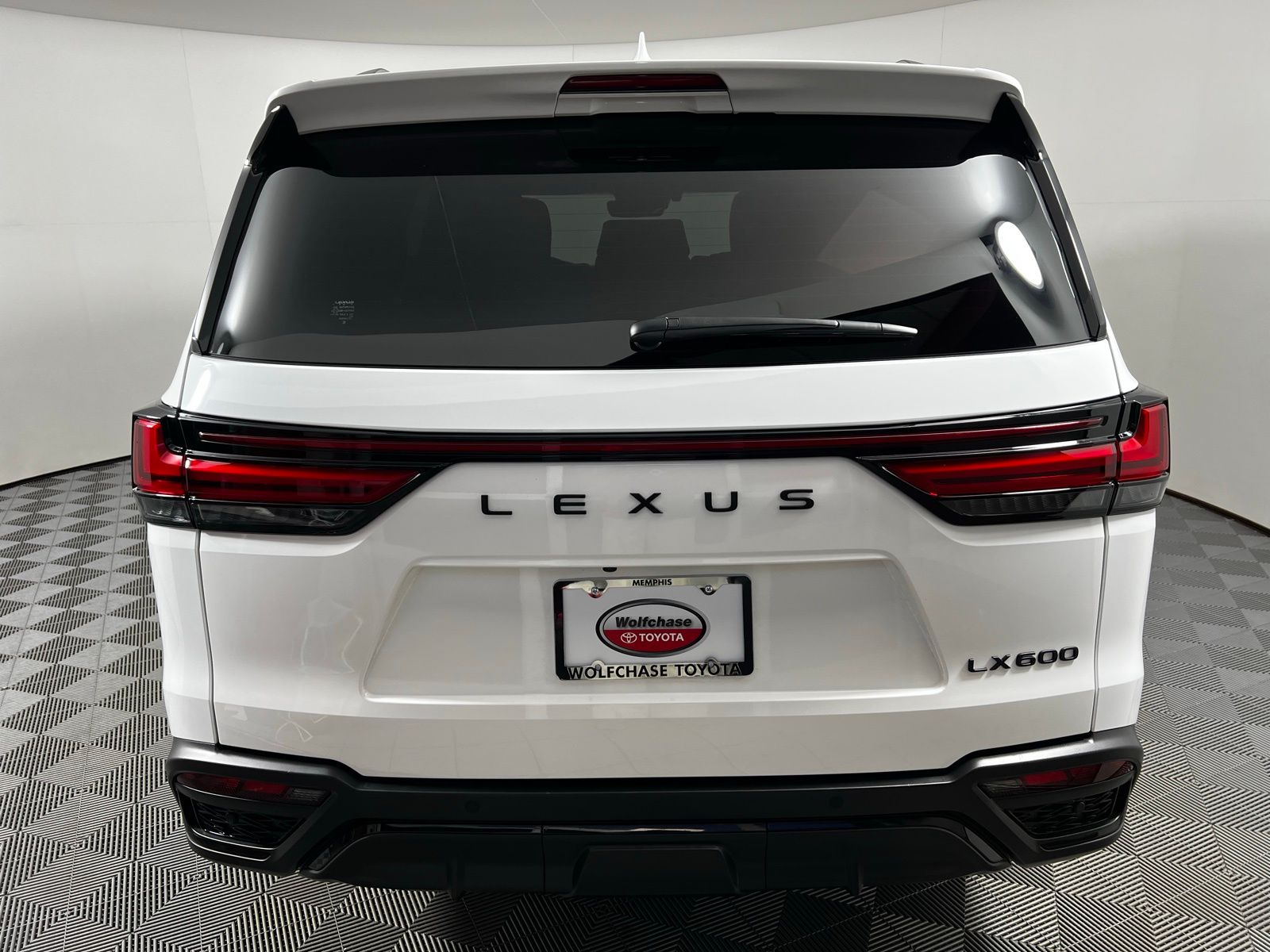 Thumbnail: 2024 Lexus LX - 6