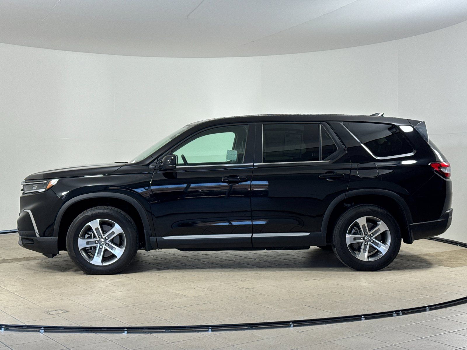 2025 Honda Pilot EX-L — foto completa 3 de 28