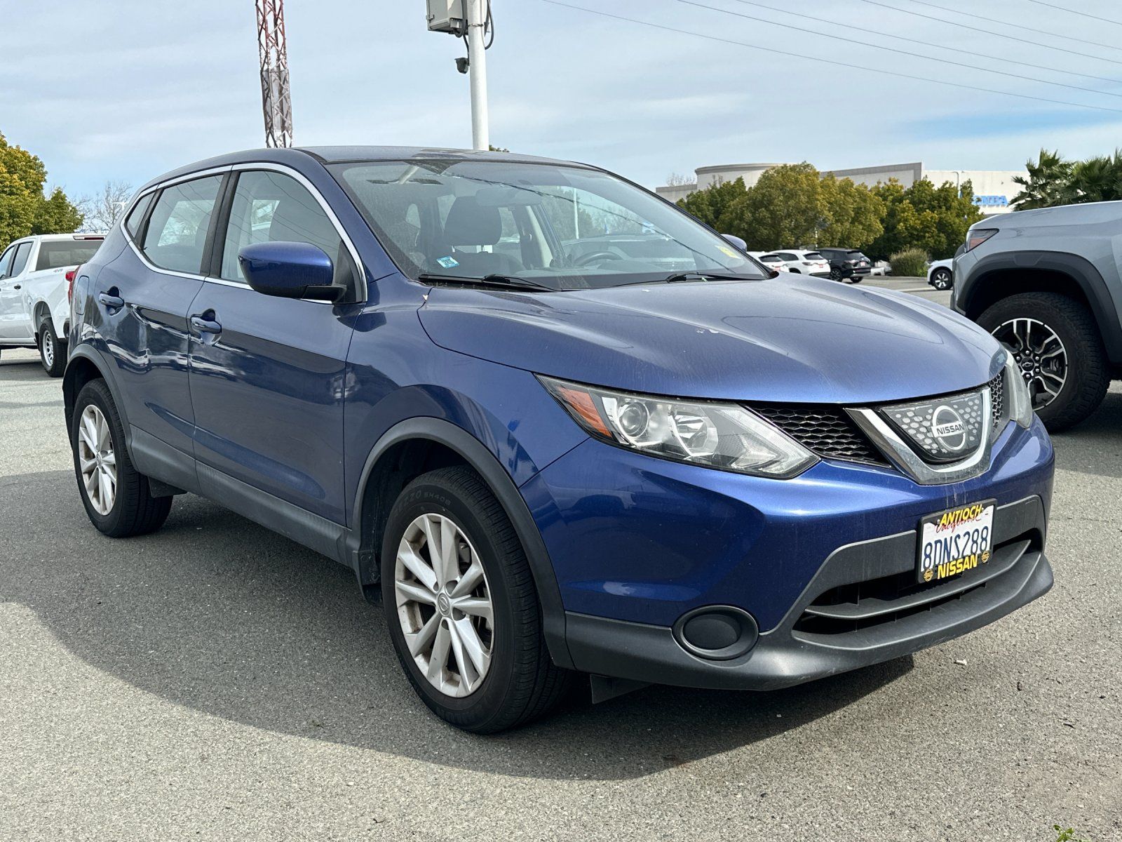 2018 Nissan Rogue Sport S FWD