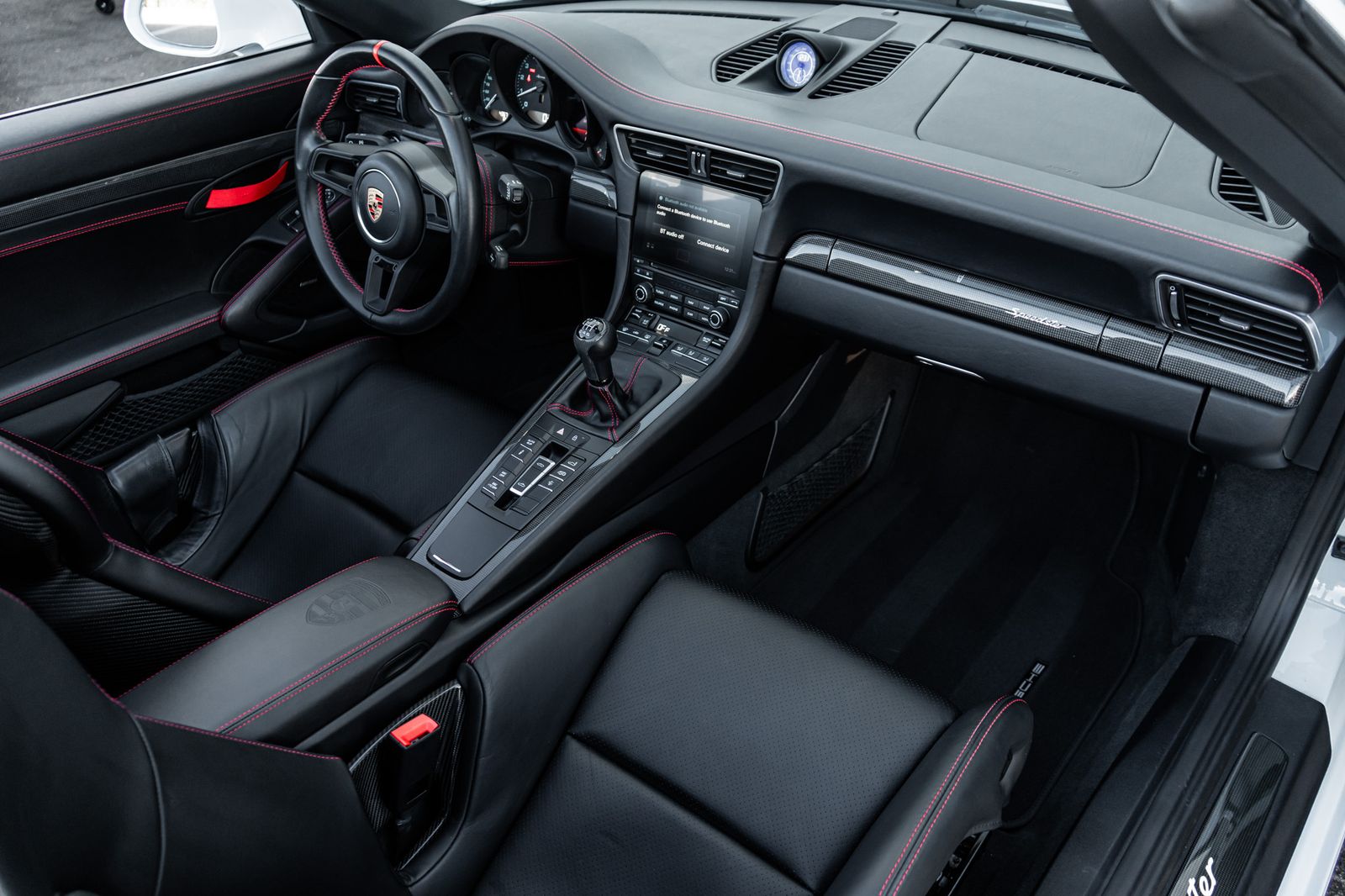 2019 Porsche 911 Speedster photo 2