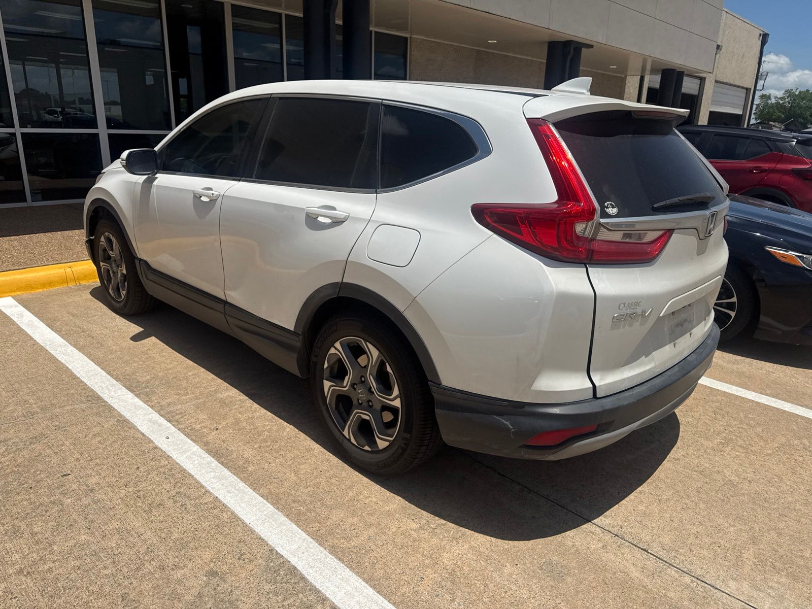 View vehicle photo 5