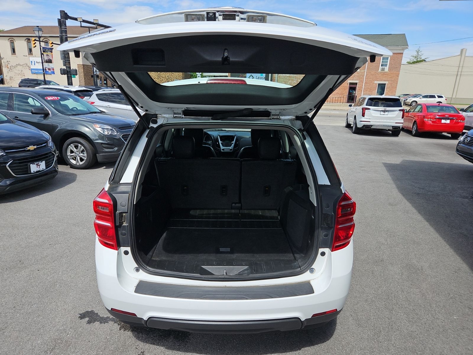 2017 Chevrolet Equinox LS - Photo 18