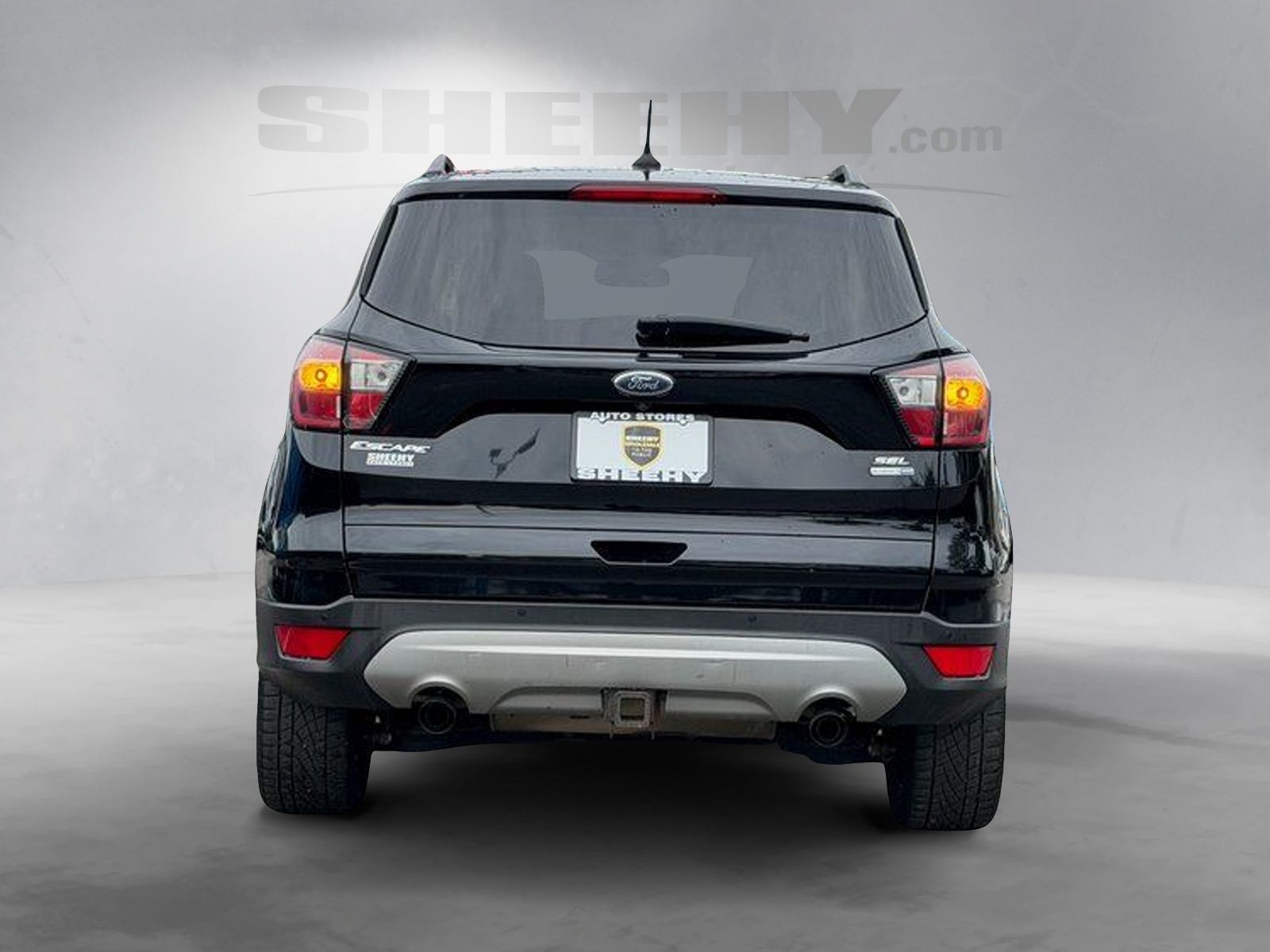 Used 2018 Shadow Black Ford SEL image 14