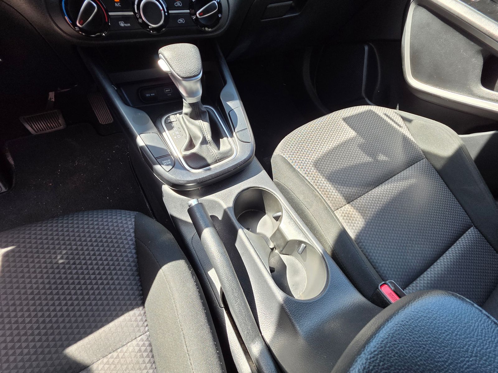 Used 2024 Gray Kia LX image 31