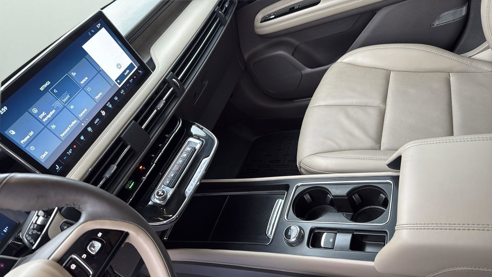 Used Car 2023 Lincoln Corsair  Reserve For Sale Under $50,000 In Austin, Texas