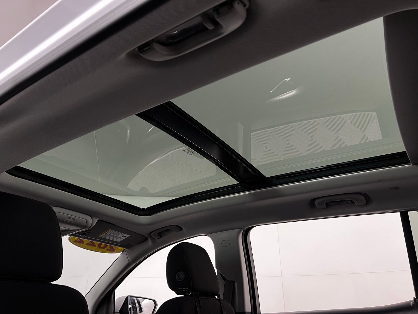 Thumbnail: 2022 GMC Terrain - 26