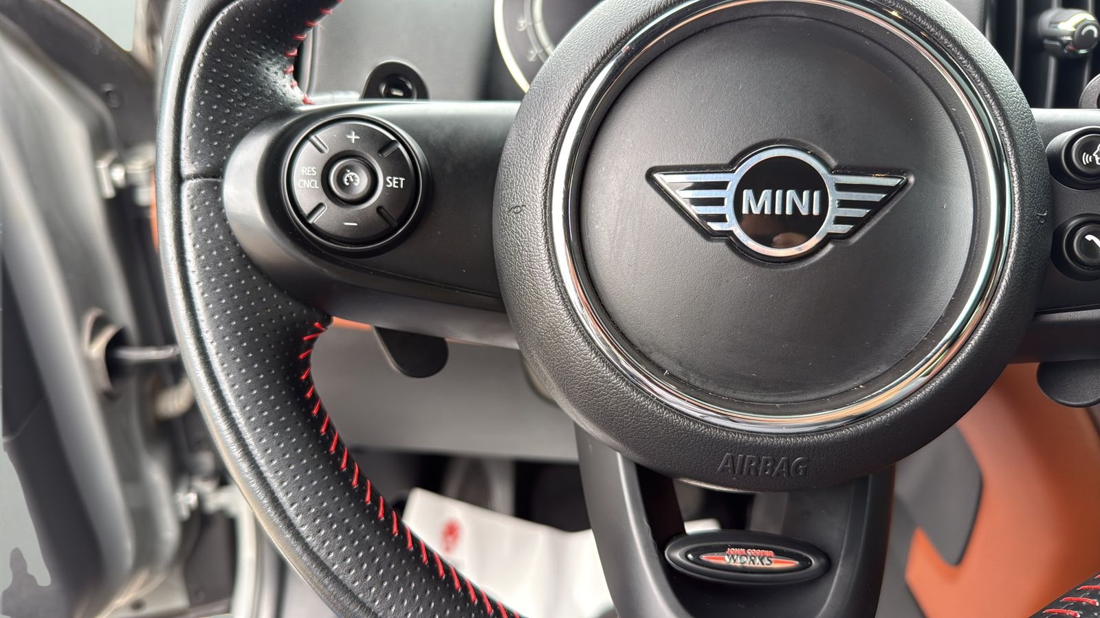 Used 2021 Gray MINI Signature image 14