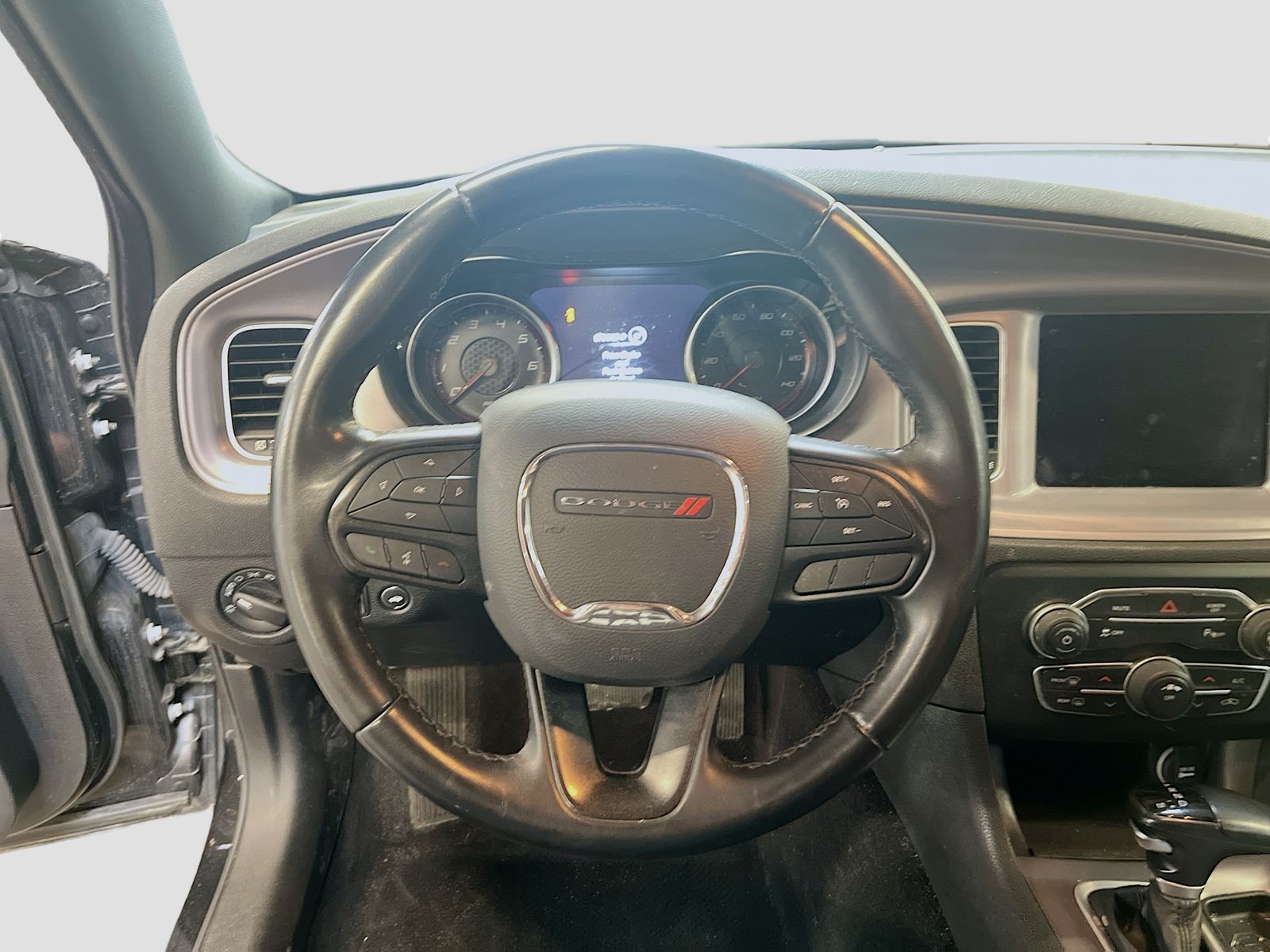 Used 2023 Black Dodge SXT image 11