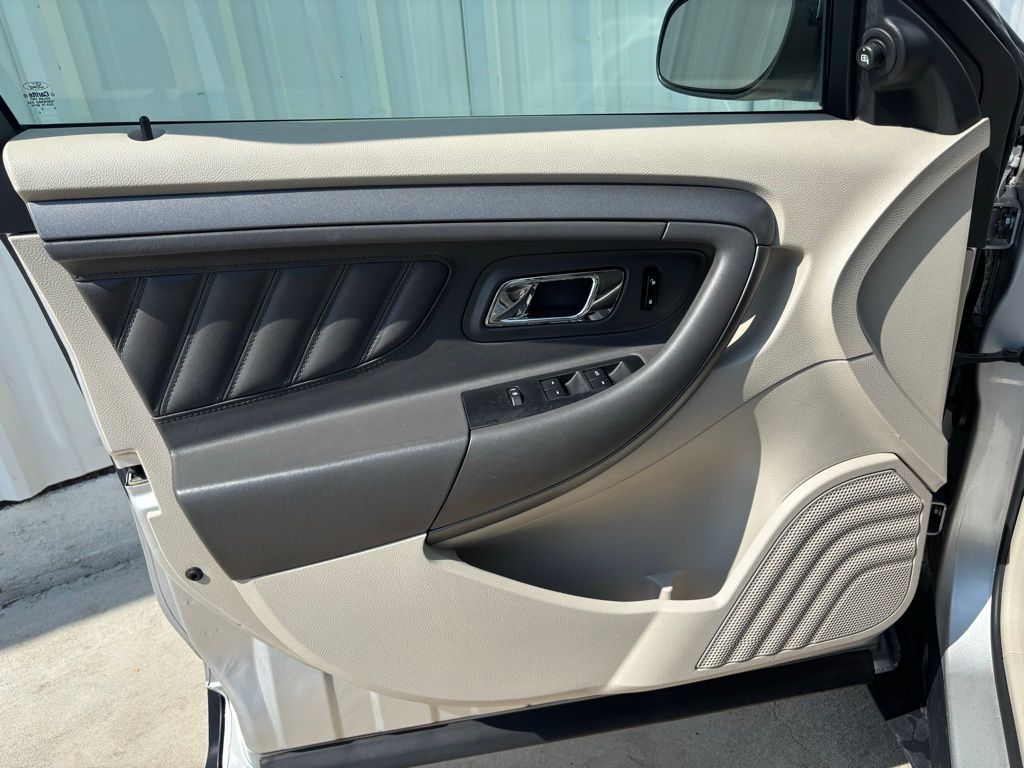 Used Car 2010 Ford Taurus  Se For Sale Under $10,000 In Austin, Texas