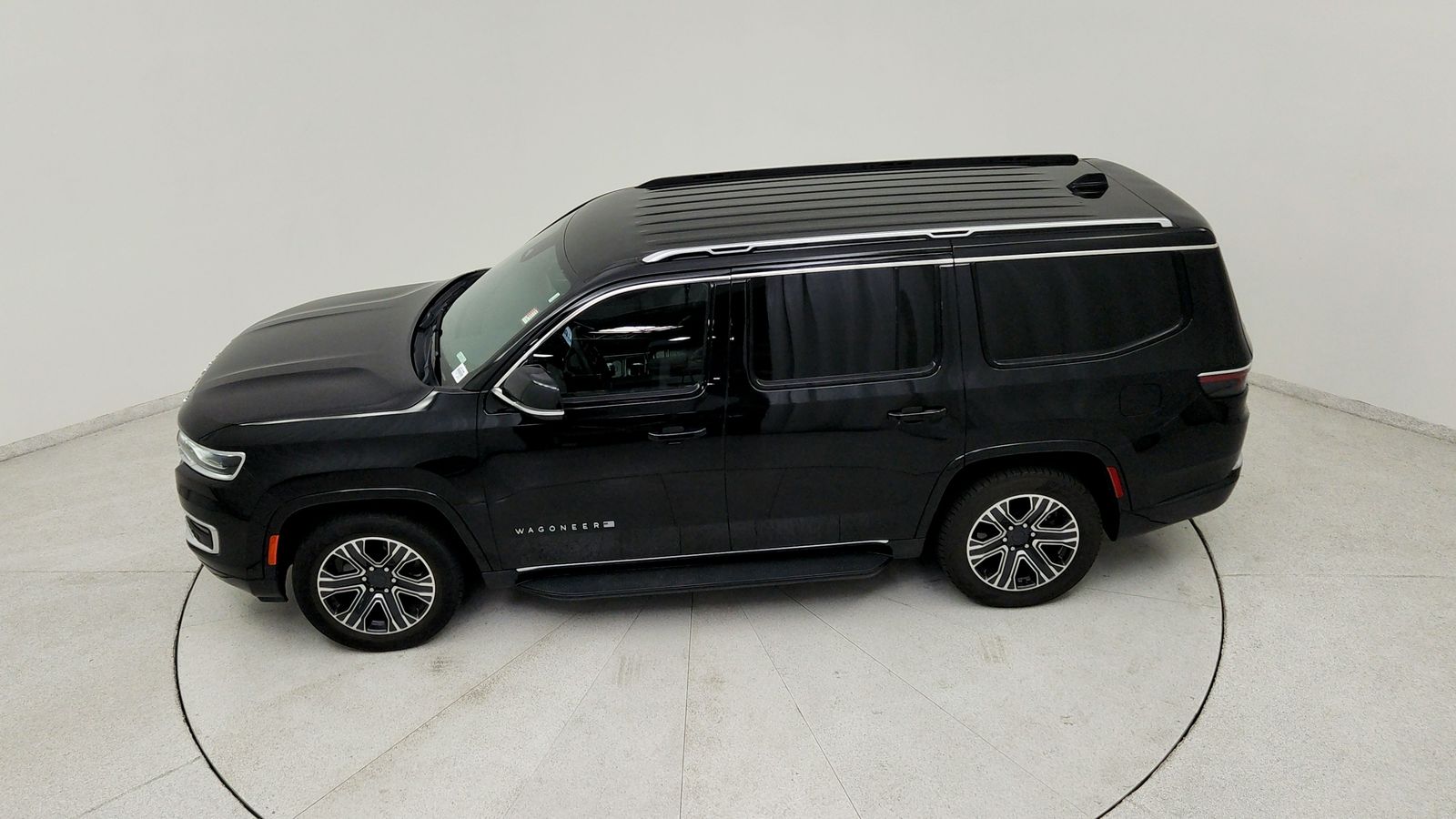 Used 2024 Black Jeep Series II image 17