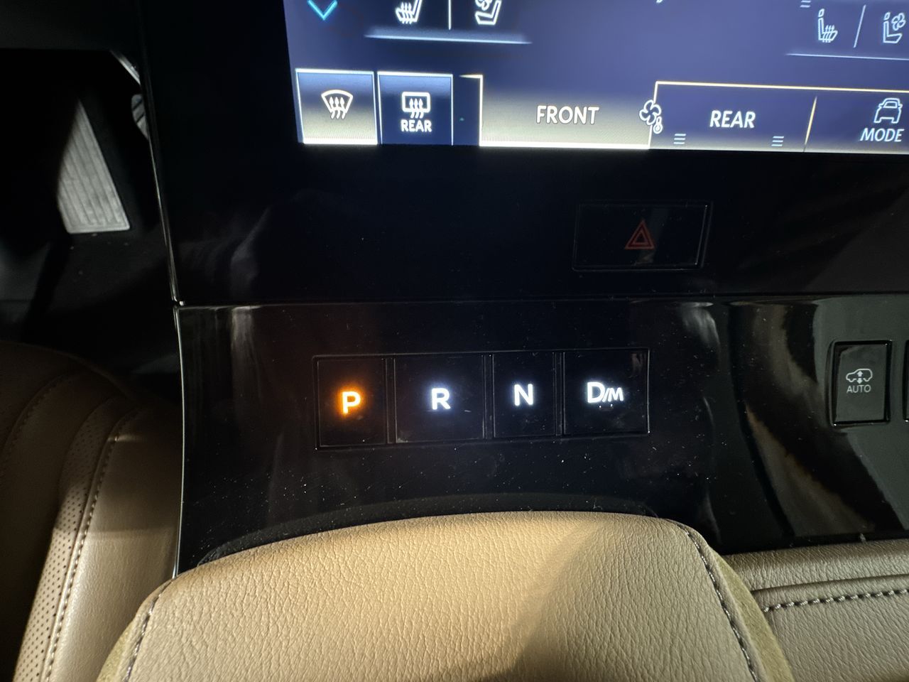 2025 Infiniti QX80 Sensory photo 22